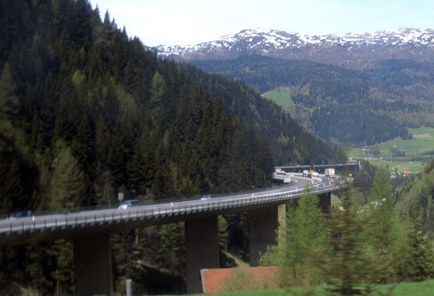 Austria_Ponte_Lueg_DIVIETI_TRANSPORTONLINE