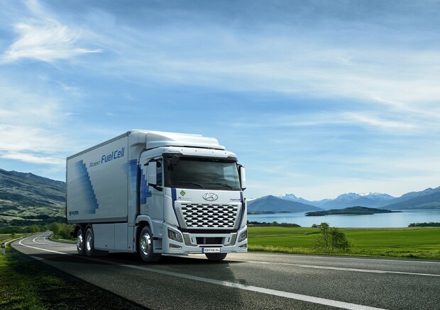 Hyundai_camion_idrogeno_germania_transportonline