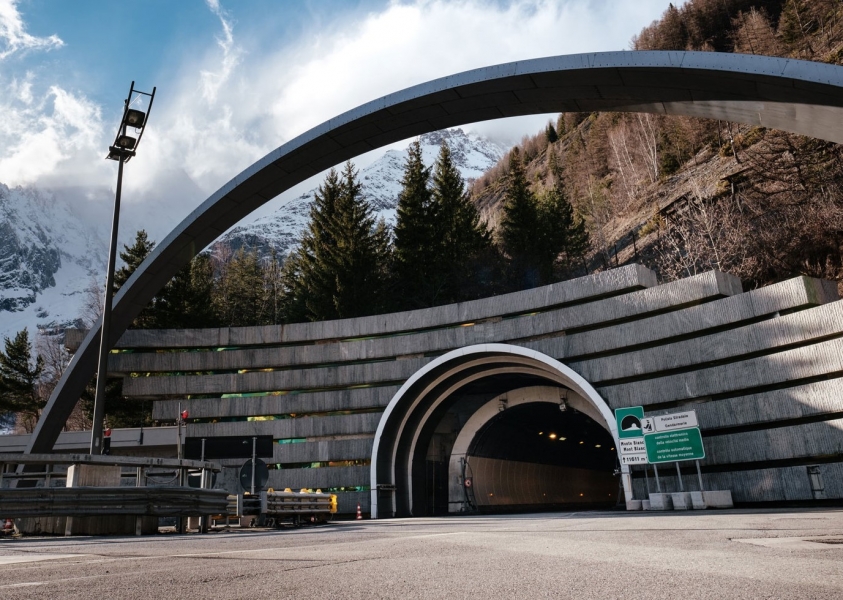 INDAGINE_CHIUSURA_Tunnel-Monte-Bianco_TRANSPORTONLINE