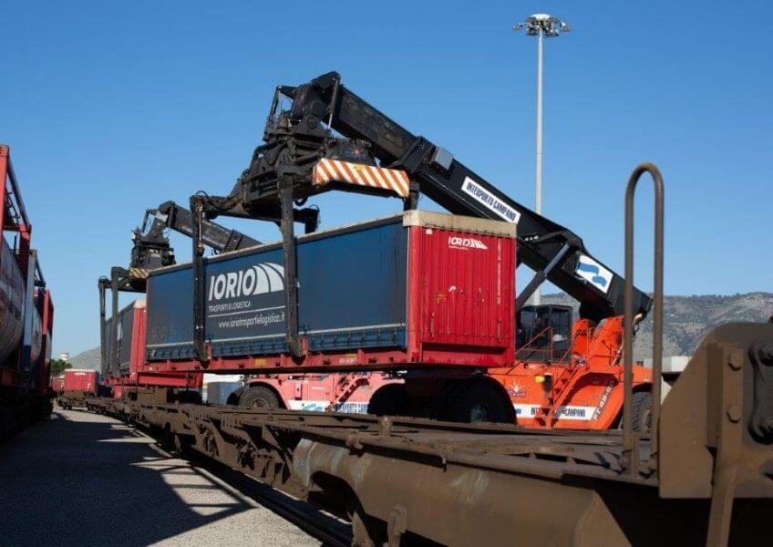 Intermodalita_nel_trasporto_pallet_espresso_al_via_i_primi_test_tra_Lombardia_e_Campania_transportonline