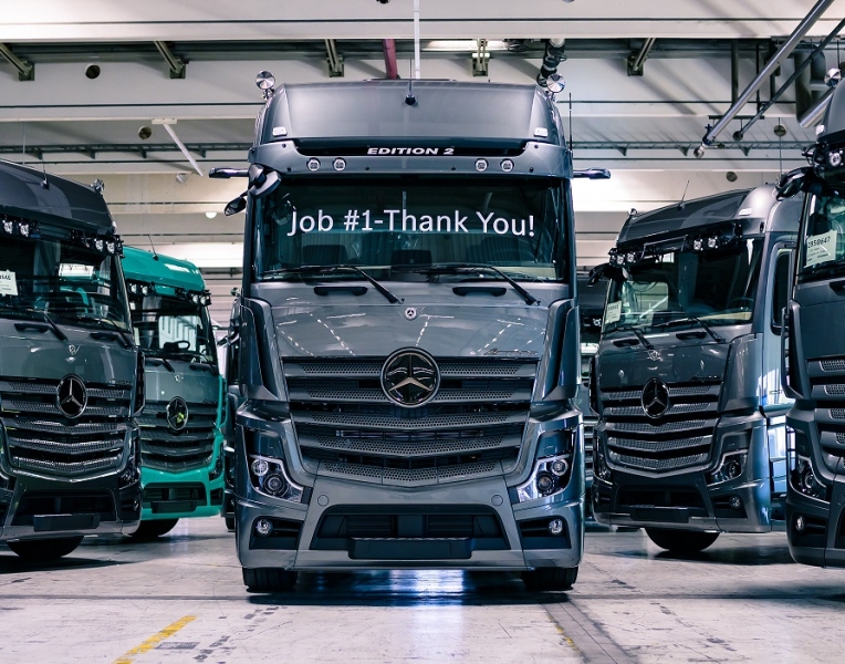 Mercedes-Benz_Actros_Edition_2_TRANSPORTONLINE