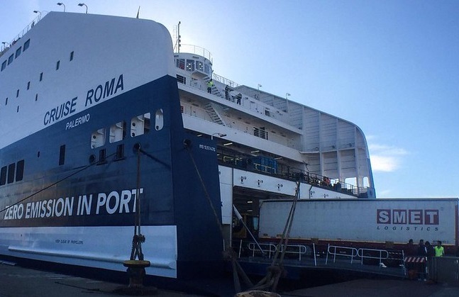 PORTO_SALERNO_RO_RO