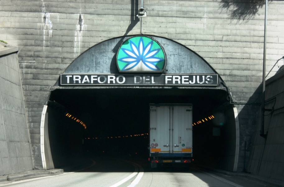 TRAFORO_FREJUS_TRANSPORTONLINE