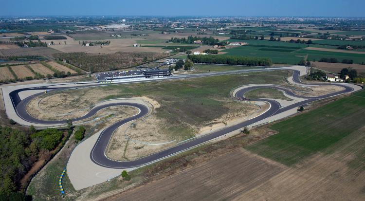 Dal 16 settembre si rinnova l'appuntamento con la drive style academy all'autodromo di Modena