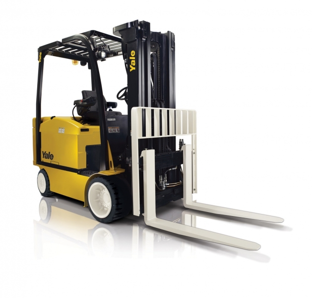 La forza fluida e silenziosa dei carrelli elettrici heavy-duty Yale della serie VH