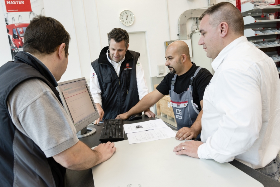 Renault Trucks lancia RTEC, la competizione europea dedicata ai professionisti del post vendita