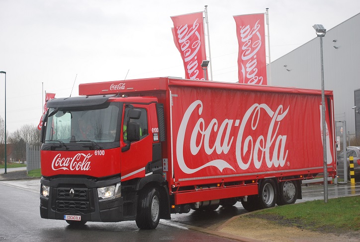 Coca-cola belgio riceve le chiavi del 100 veicolo renault trucks