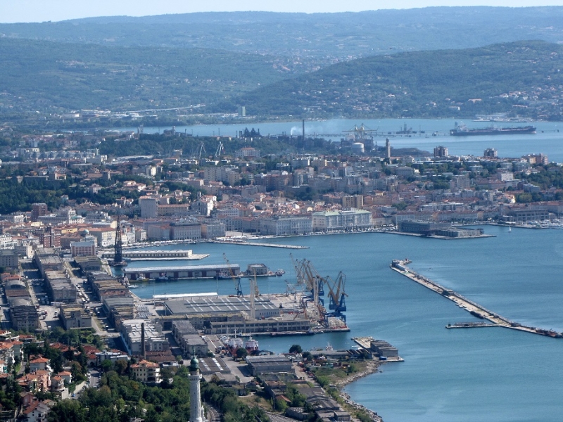 Le trame per la conquista della piattaforma logistica