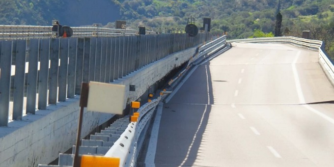 Trasportounito: il crollo sull'A19 costa 1,5 milioni di euro al giorno all'autotrasporto