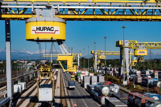 Anche nel 2014 Hupac leader del trasporto merci combinato in attesa del tunnel di base del Gottardo