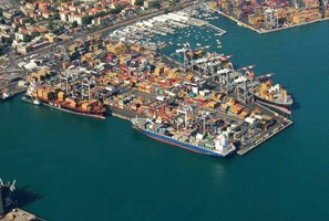 Delrio annuncia cinque miliardi per i porti