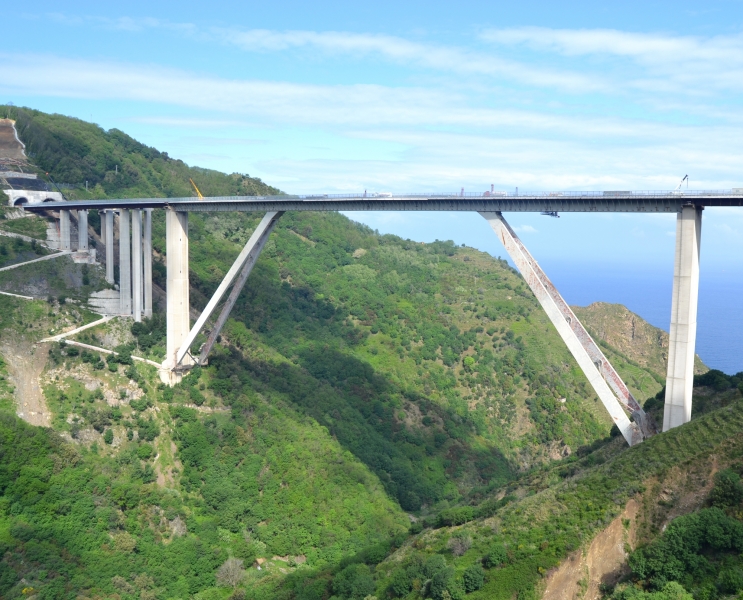 A3 Viadotto Italia, Delrio e Armani: ''Autorizzazione alla demolizione passo importante verso riapertura autostrada''