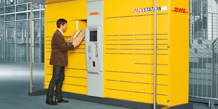 La rivoluzione Packstation® di DHL EXPRESS si estende e si rinnova: sbarca a ROMA e consente di ricevere e insieme spedire in modo smart.