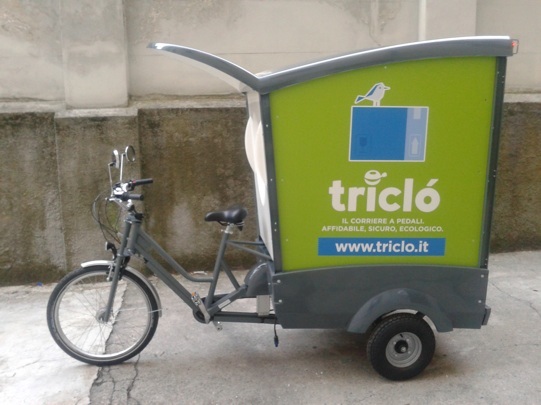 Tricl a CosmoBike Mobility