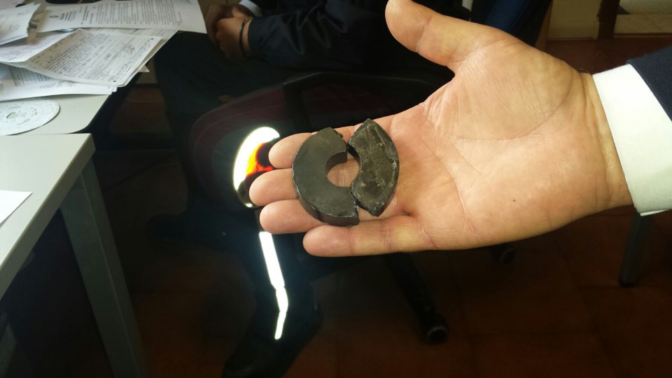 Con un magnete mette in 'pausa' il camion: maxi multa ad un autotrasportatore.
