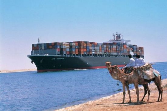 Porti: Con raddoppio Suez, Med allargato attira flusso merci
