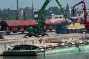 Rovigo - L'invito al Sindaco su Interporto. ''Non rinunciamo a logistica e intermodalit''