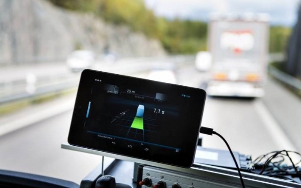Convogli di camion. Primi test su strada