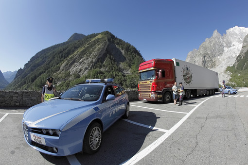 Furti tir in aumento, ne spariscono 2.275 ogni anno