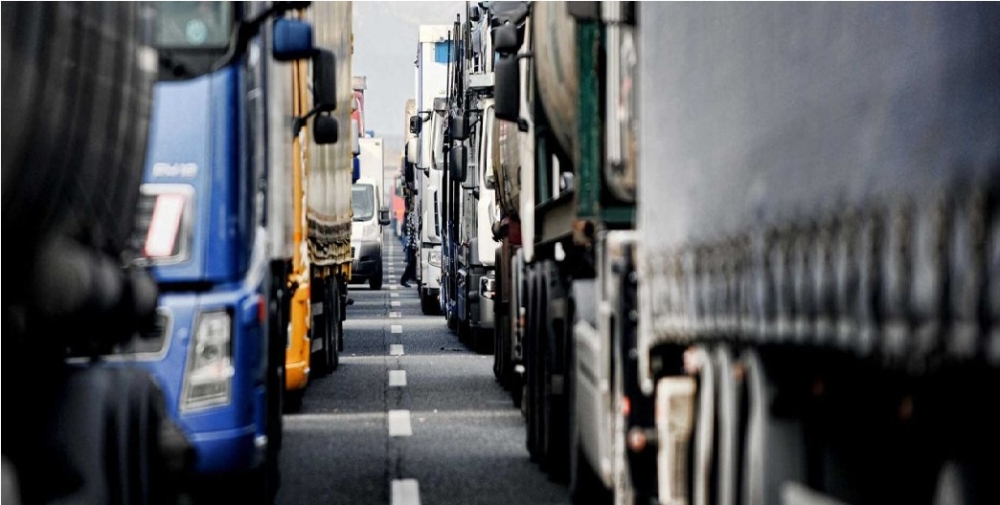 Speciale Autotrasporti - L'invasione dei camion stranieri.