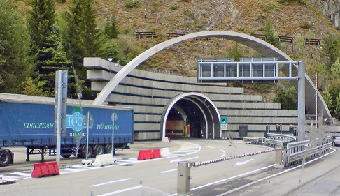 Giachino: La LOGISTICA MOTORE di sviluppo in cui occorre che Governo e Paese credano finalmente molto di pi