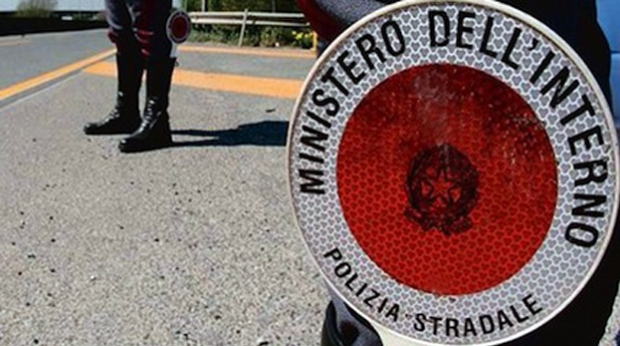 Furti camion: la polizia mette le manette al «rapace dei camionisti»