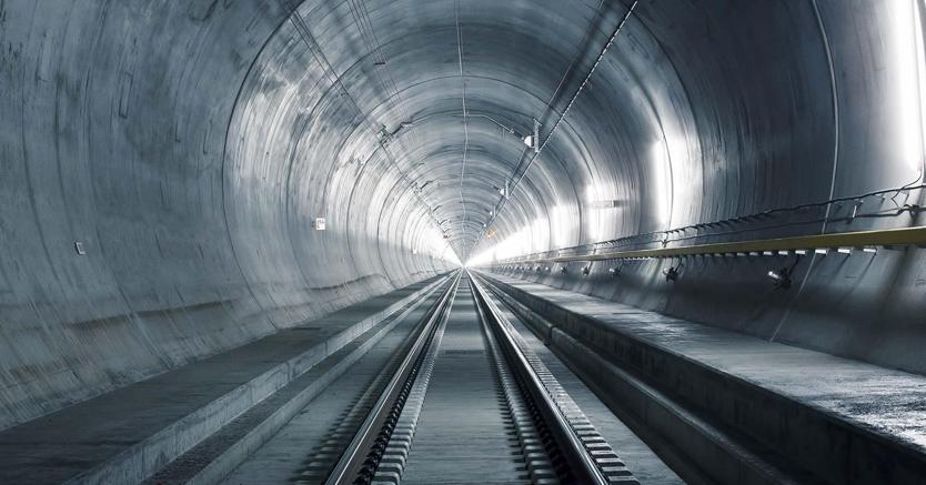 San Gottardo, mega-galleria ferroviaria verso il taglio del nastro