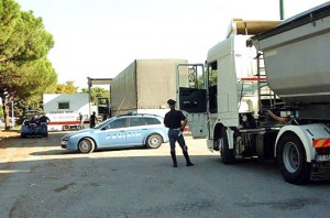 Controlli straordinari sui trasporti di derrate alimentari