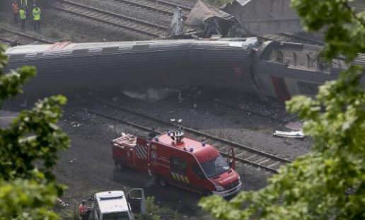 Belgio: scontro tra due treni, almeno tre morti e quasi 40 feriti