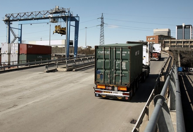 Trasportounito, la pesatura dei container non grava sui porti ma sugli autotrasportatori