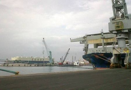 Porti: Nogarin, nasce 'autostrada del mare' Livorno-Fujairah