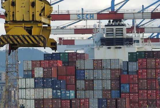 Porti: Genova, pesatura container debutta senza code