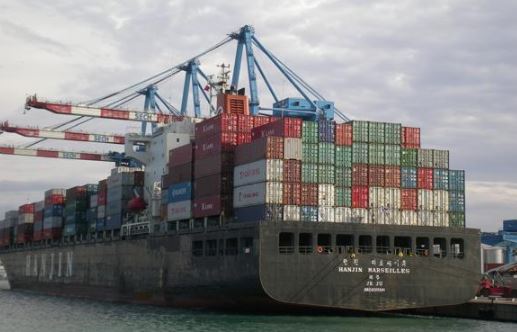 Portacontainer Hanjin non approdano a Genova