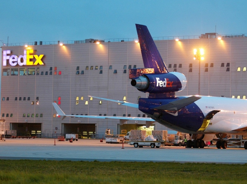 FedEx investir 1,4 miliardi per raddoppiare la capacit nell'hub di Parigi