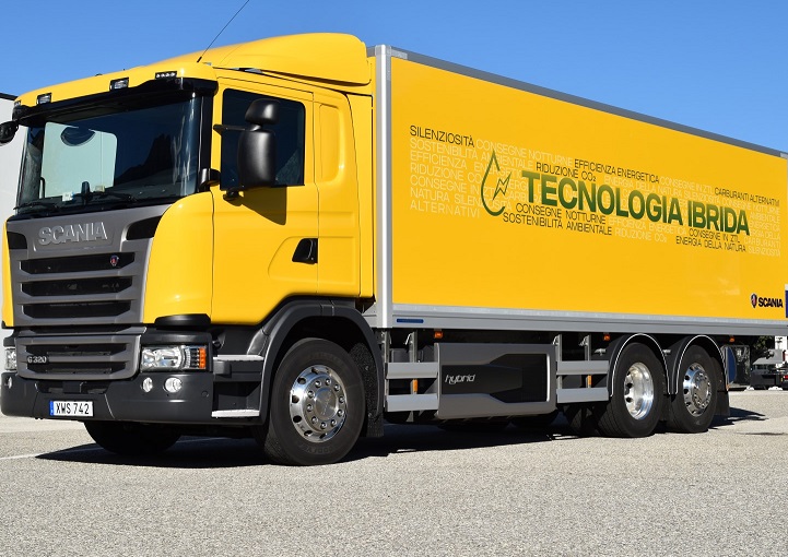 Scania a Ecomondo: debutto nazionale del veicolo Ibrido