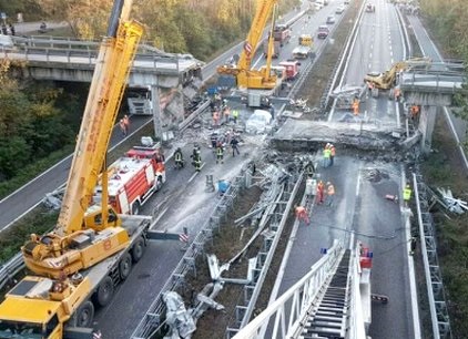 Tre indagati per crollo del ponte d'Annone