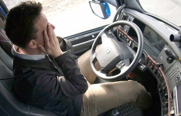 Chi dorme male guida male. Il rischio Osas corre sulle strade: ecco come fermarlo