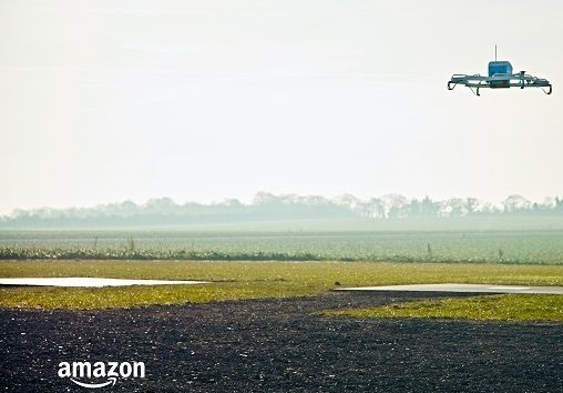 Amazon completa la prima consegna con un drone