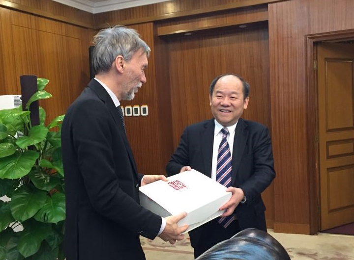 Cina: Delrio propone l'Italia come porta d'ingresso d'Europa per merci