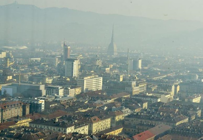 Torino: fermi oltre 100 mila veicoli