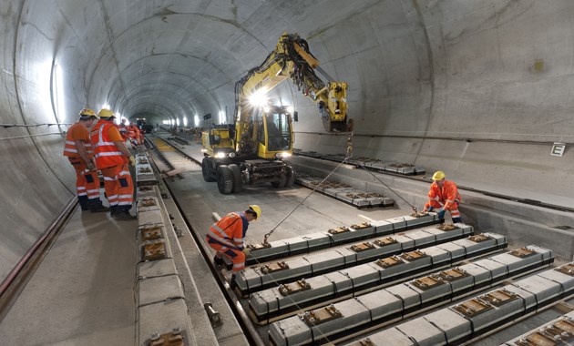Giachino : rilanciare infrastrutture e logistica per non restare tagliati fuori
