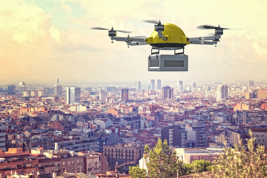 Giappone: droni per spedizioni nel 2020 e tir autonomi nel 2022