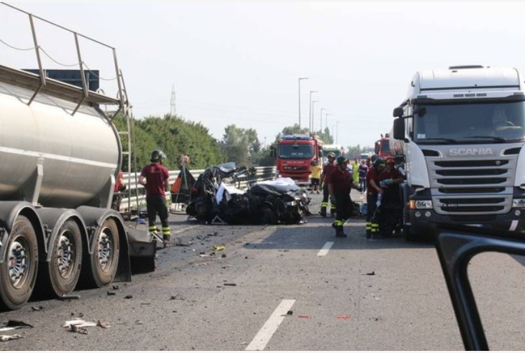 Incidente A21, a processo il titolare della ditta di autotrasporti