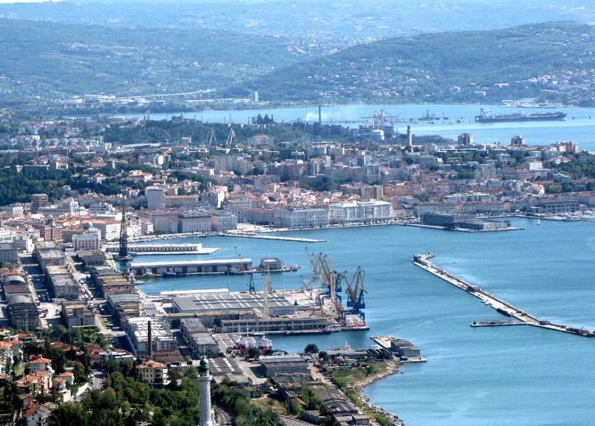 Trieste: riperimetrazione Sin, un passo decisivo per lo sviluppo industriale del porto
