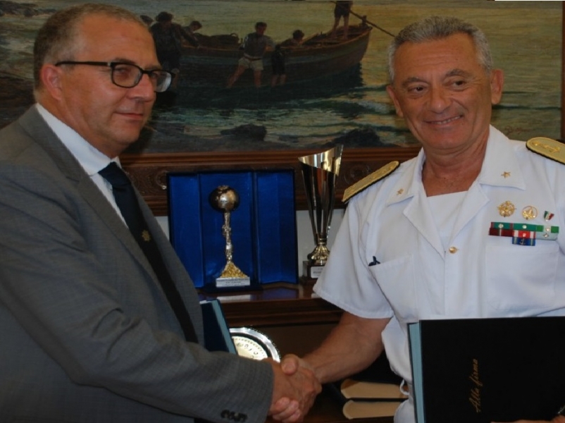 Genova, accordo tra Dogane e Capitaneria per il controllo dei combustibili delle navi