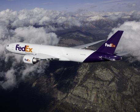 FedEx resta al vertice del cargo aereo