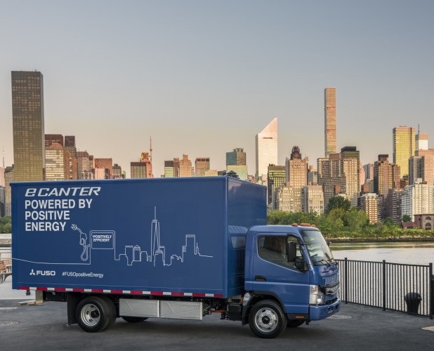 FUSO eCanter iniziano negli USA le consegne del primo truck completamente elettrico