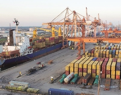 Arriva il progetto ''Hub portuale Ravenna'' per lo sviluppo del porto