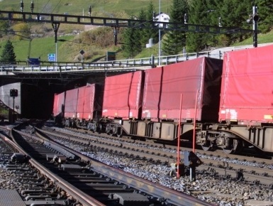 Nel 2017 meno merci attraverso le Alpi