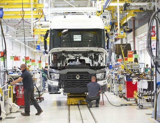 Acea: vendite di camion a picco in estate ma 2017 resta positivo